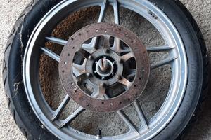 Cerchio e gomma nuova guzzi v35 v50 