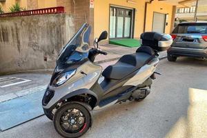 PIAGGIO MP3 350 SPORT