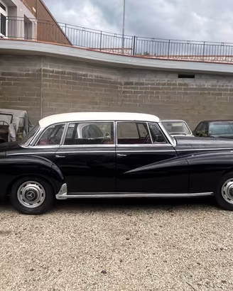 Mercedes type 300 Adenauer PERMUTE