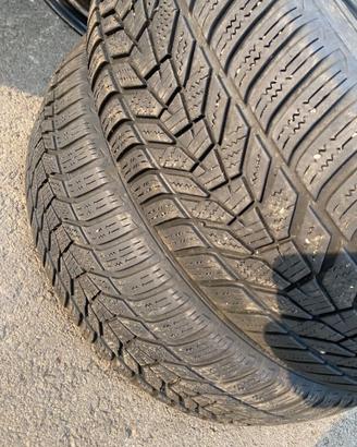 Gomme m s 215 65 R 17 99 V Hankook