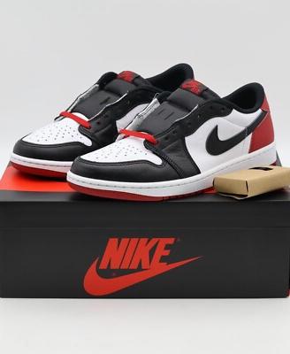 Air Jordan 1 retro low OG “ Black toe “ size eu 43