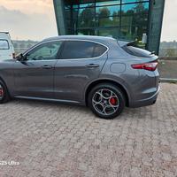 cv210 Q4 gancio traino /ritiro usato/