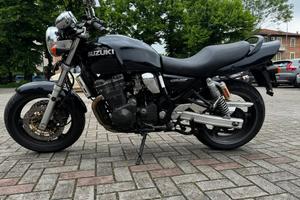 Suzuki Inazuma 750