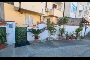 Bilocale completamente arredato a 200 m dal mare