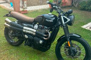 Triumph scrambler 900
