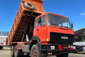IVECO 330-35 RIBALTABILE-CAMBIO MANUALE FULLER