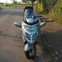Scooter KYMCO GRAND DINK 250