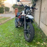 Ducati scrambler ds 800