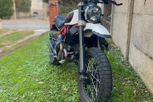 Ducati scrambler ds 800