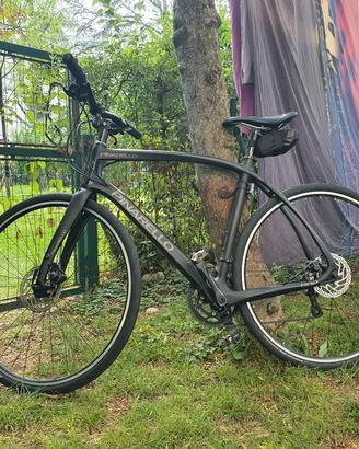 bici gravel pinarello full carbonio