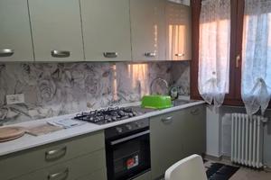 Modena est stanza matrimoniale con balcone