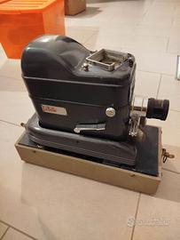 Proiettore per diapositive La Belle Model 75