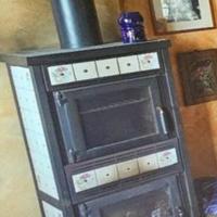Stufa a legna con forno