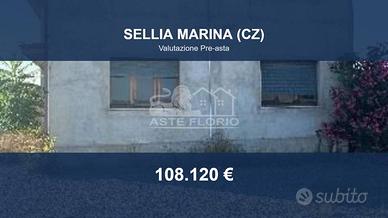 Immobile in asta di 1100 m² a Sellia Marina
