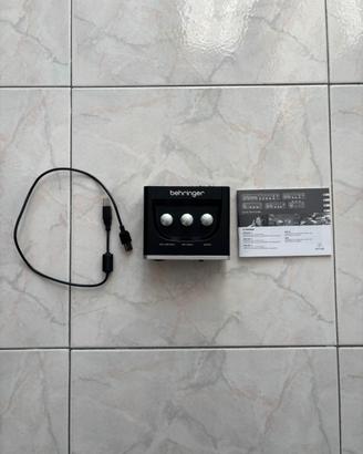 Scheda audio Behringer U-Phoria UM2