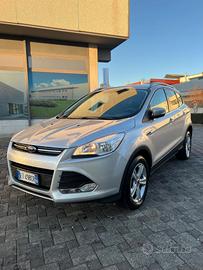 Ford Kuga 2.0 TDCI 140 CV 2WD Titanium