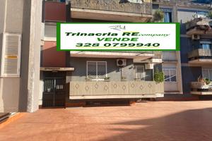 AFFAR.E 4,5 Vani Battiati Centro/Via De Felice