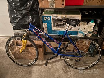 Mountain Bike con cerchi da 26