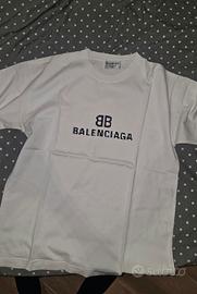 t shirt balenciaga originale