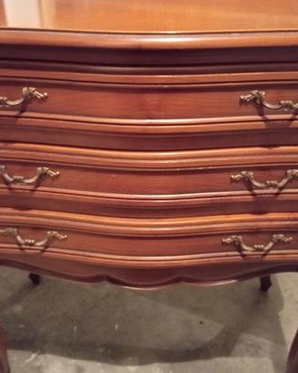 piccola cassettiera/comodino stile provenzale 