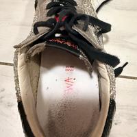 Paio di scarpe ishikawa