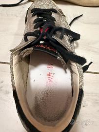 Paio di scarpe ishikawa