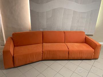 Divano letto con penisola sfoderabile