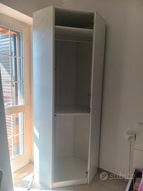 armadio pax Ikea angolare