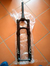 Forcella nuova Rock Shox Lyrik Select +, boost, 29