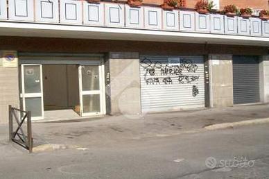 NEGOZIO A ROMA