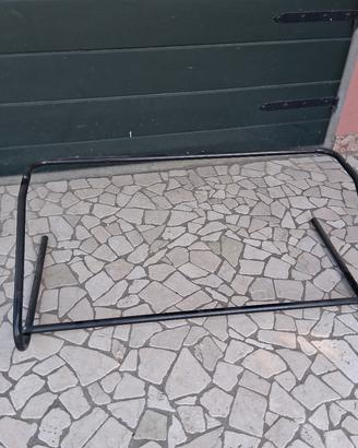 scaffale portagomme auto