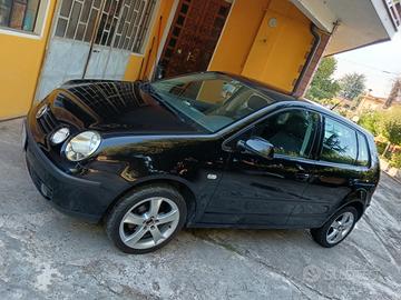 Volkswagen Polo 1.4 16v 75 cv