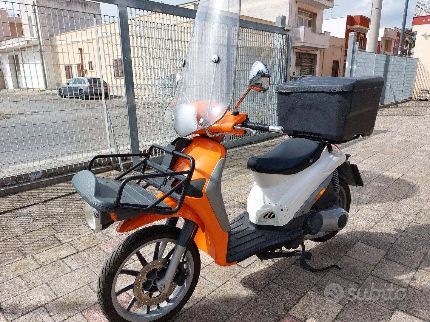 N°3 Piaggio Liberty 125 DELIVERY - 2019 - Moto e Scooter In