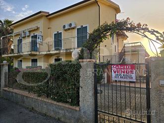 Villa bifamiliare Diamante [18VRG]