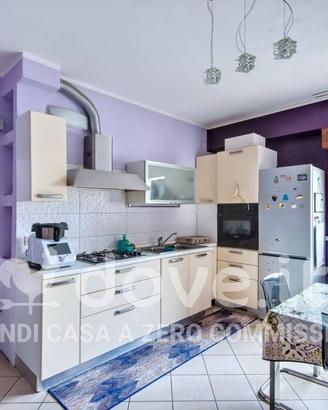 Appartamento di 57 m² con 2 locali e posto auto a 
