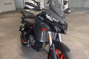 Ducati multistrada v2S