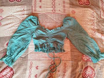 Top a mezze maniche Bershka taglia xs coquette