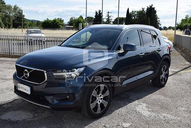 VOLVO XC40 D3 Momentum Pro