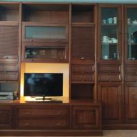 Parete attrezzata e libreria