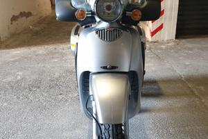 APRILIA SCARABEO 200