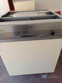 lavastoviglie Whirlpool 
