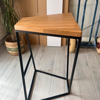 2 SGABELLI ARTIGIANALI . Ferro e legno di Rovere