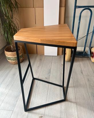 2 SGABELLI ARTIGIANALI . Ferro e legno di Rovere