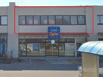 Ufficio su strada principale SS13 - rent to buy
