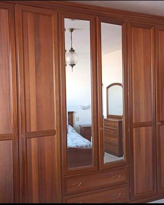 Camera da letto completa in legno 