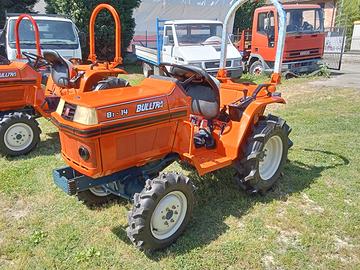 trattorini per giardinaggio kubota yanmar