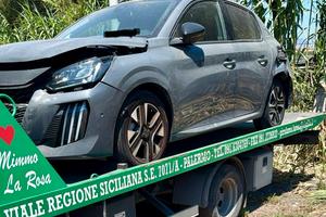 Peugeot 208 con soli 16.000 km