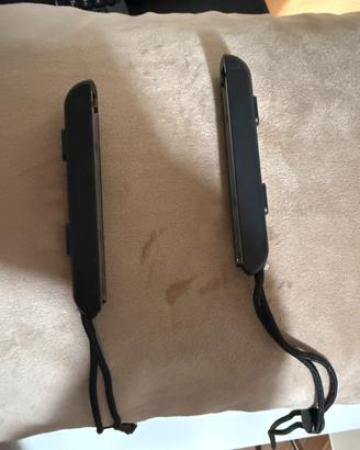 Controller per Nintendo Switch con laccetti