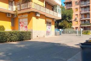Ampio locale a Catania