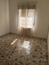 Appartamento trivani ad uso commerciale